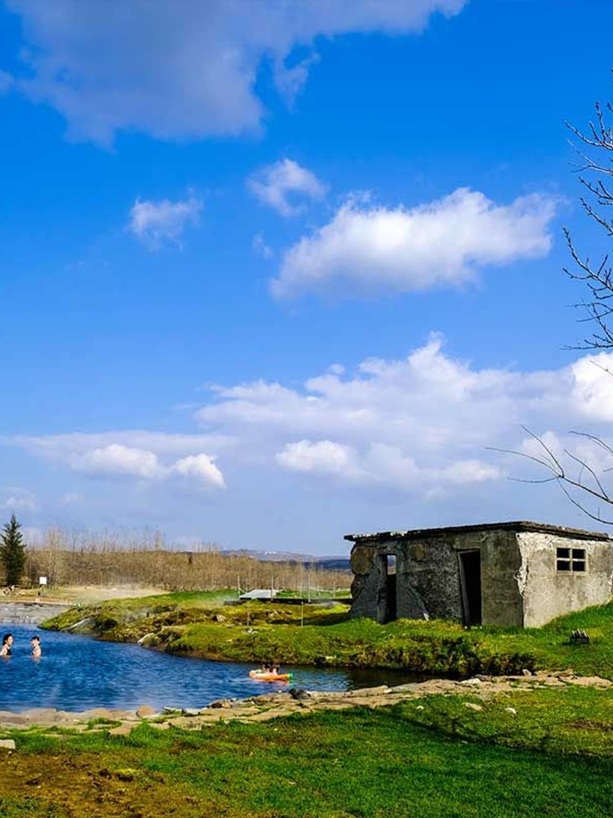 Secret Lagoon Iceland: Unveil the Charm of This Hidden Gem Explore the Secret Lagoon: A Tranquil Escape in Iceland