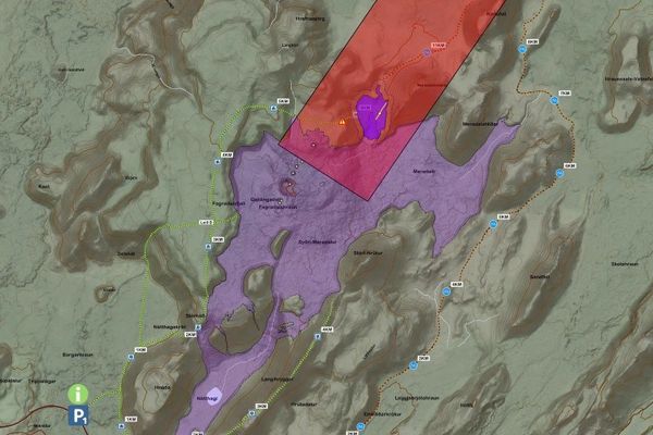 a map of a mountain range with a red rectangle in the middle