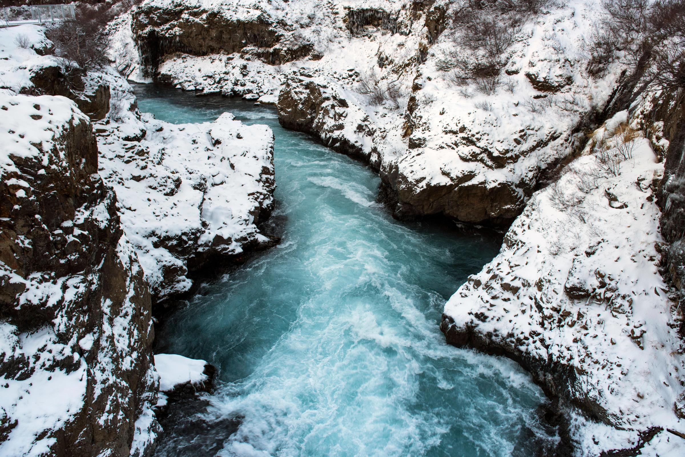 Hraunfossar en invierno