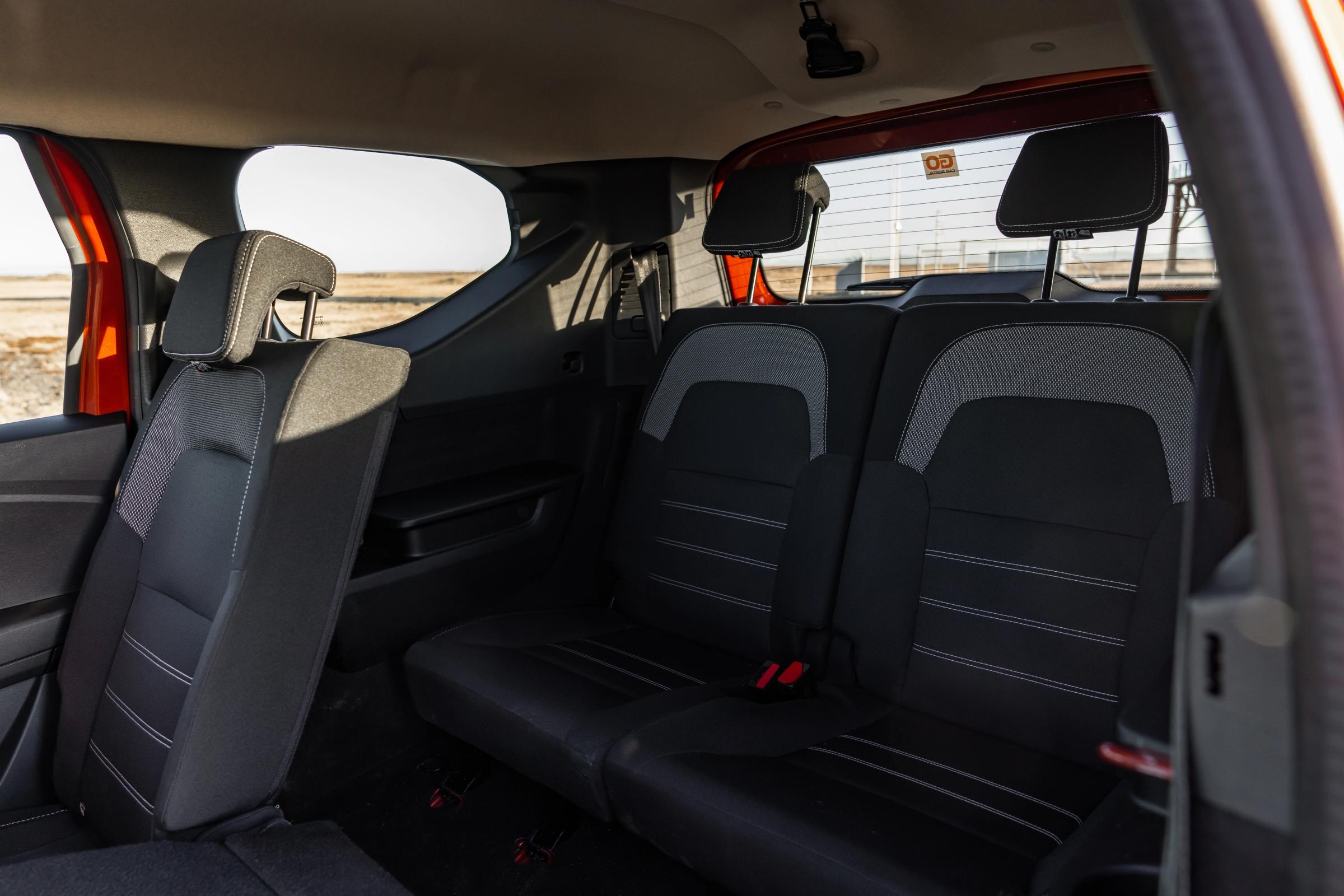 Dacia Jogger rear seating rows viewed from inside the cabin