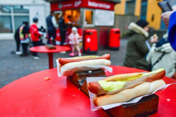 Hot dogs in Iceland