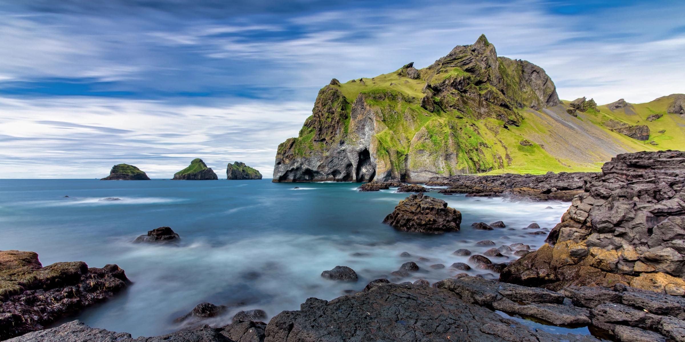 Panoramic of Elephant Rock, Iceland