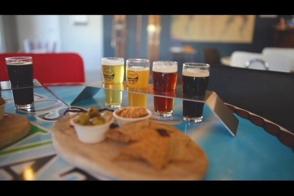 Dokkan Brugghús beers and side food