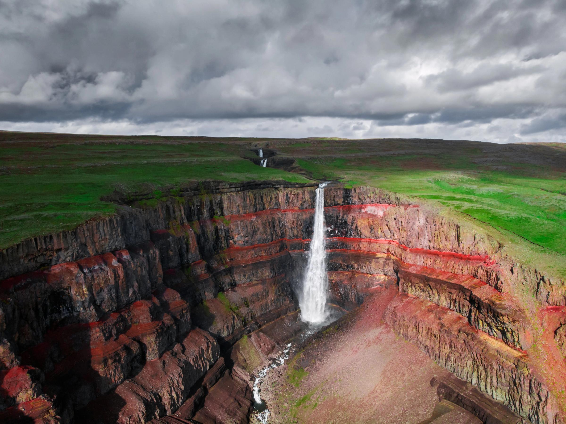 Vista aérea de Hengifoss