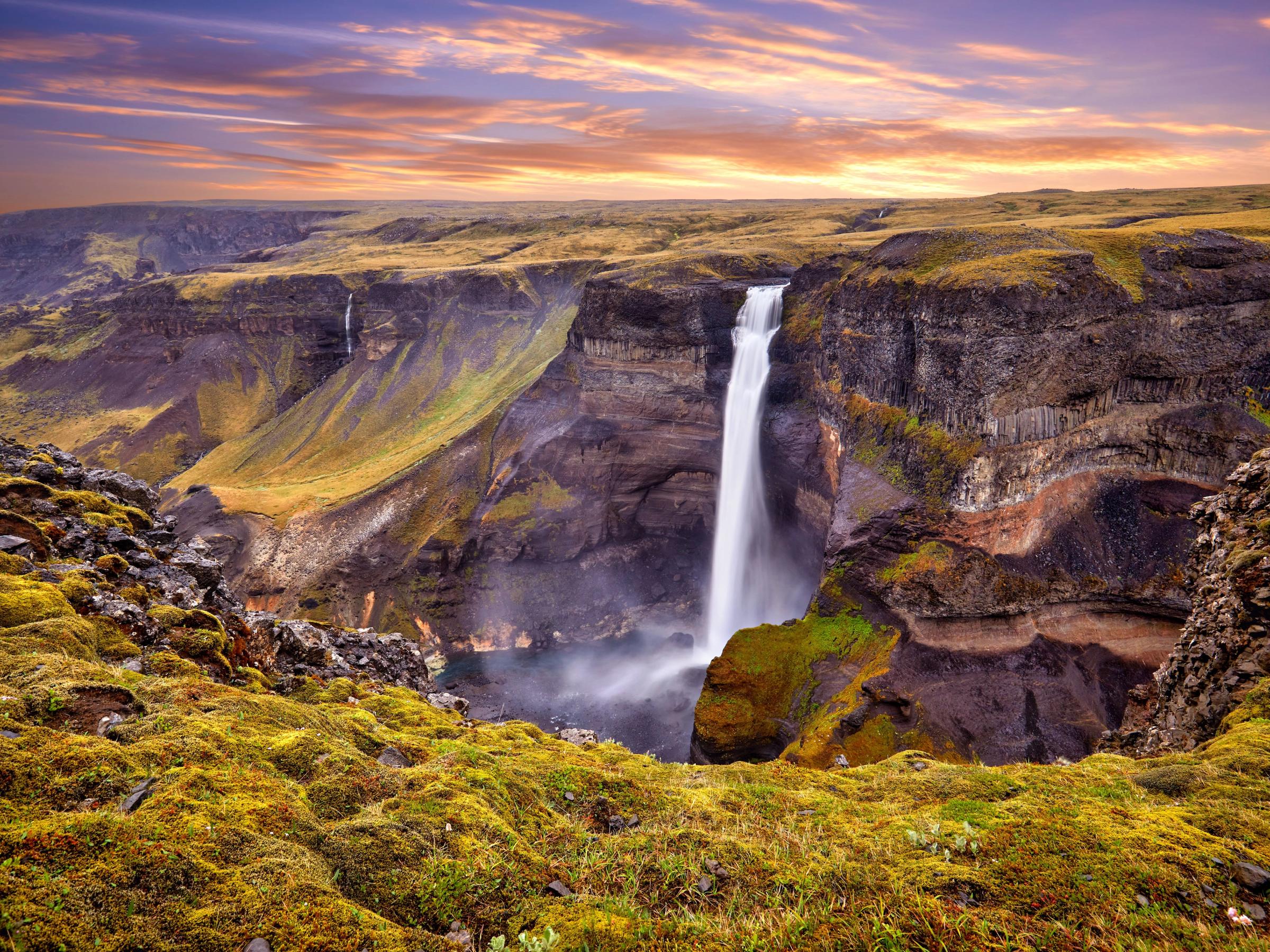 Haifoss Waterfall during the crepuscule