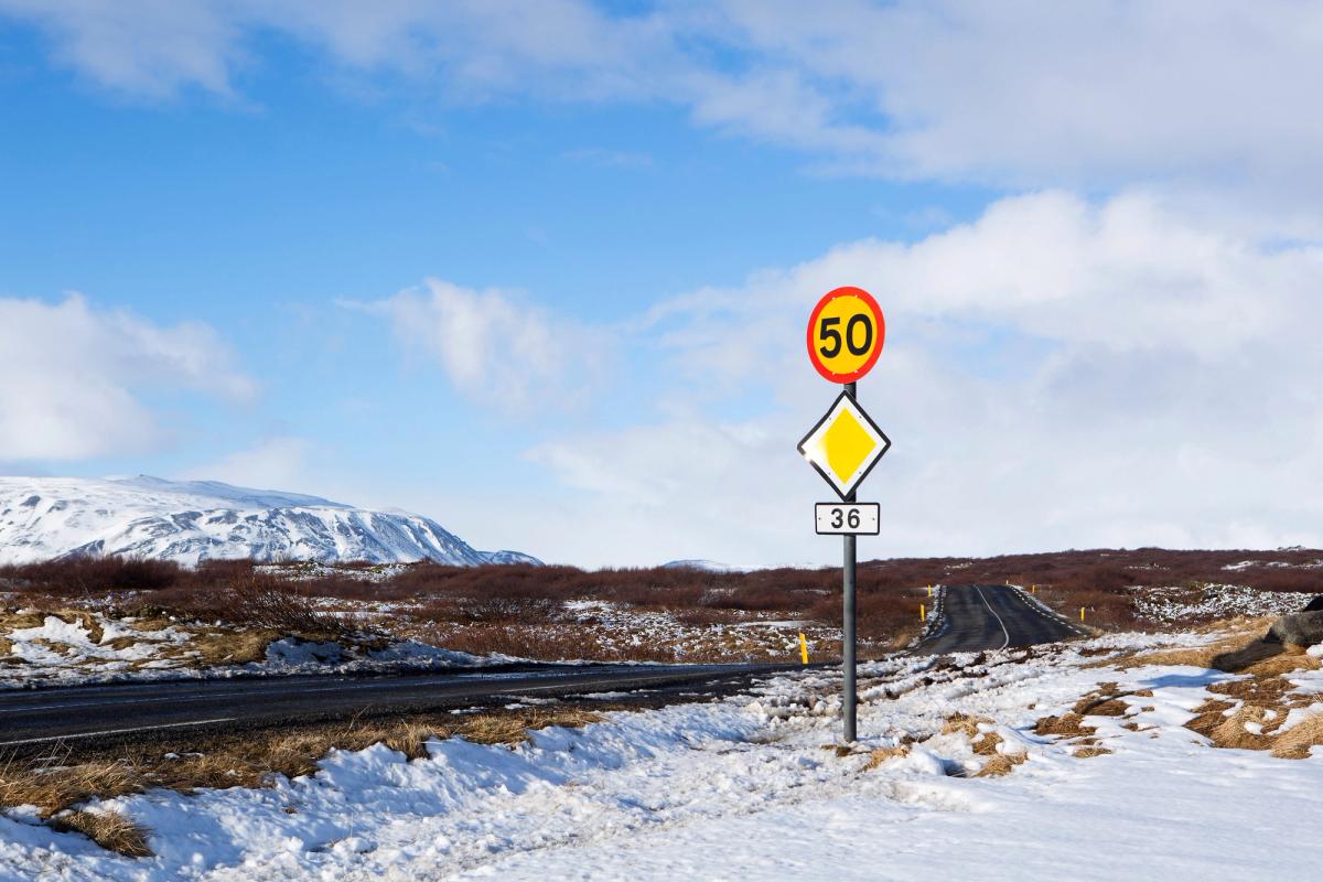 Speed limit sign in Iceland that says 50 is the maximum speed limit