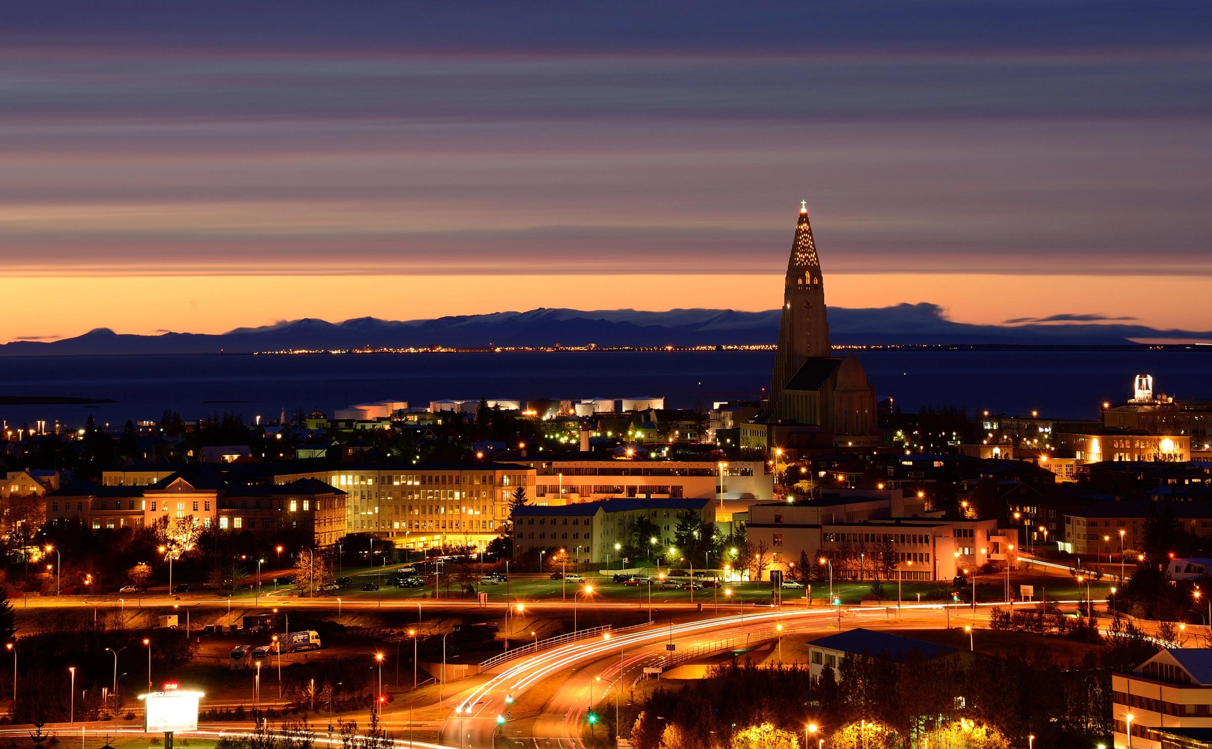 Reykjavik al atardecer