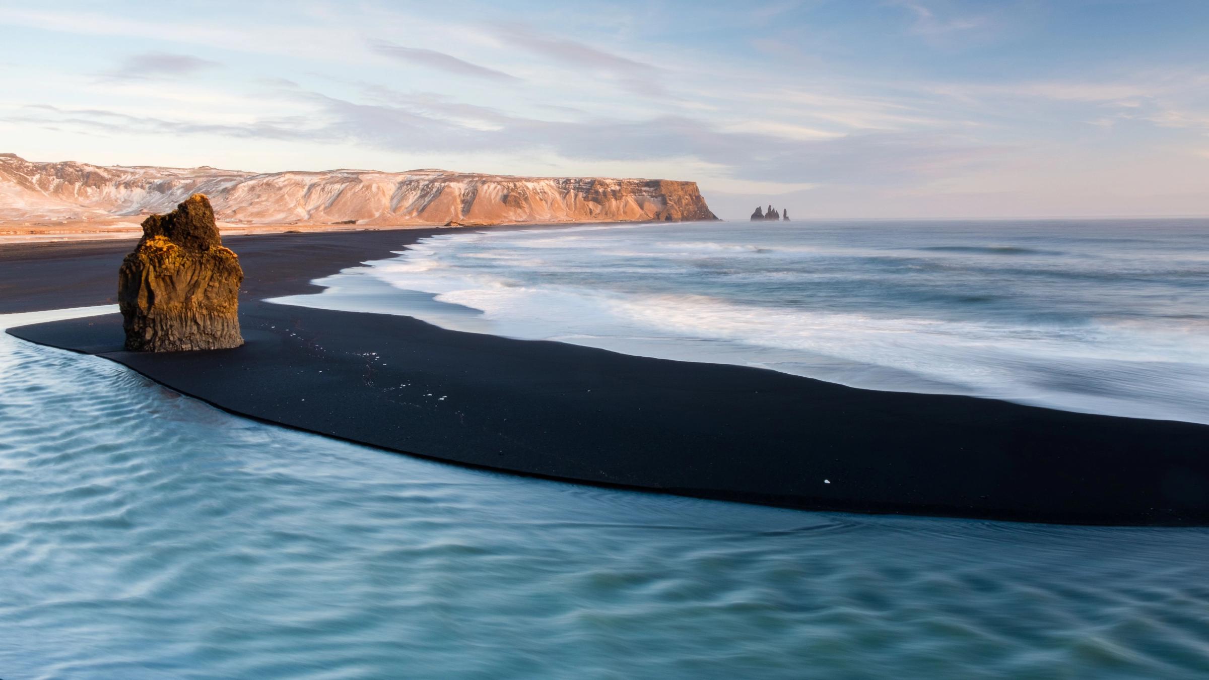 Next to Vik, the best view point of the south of Iceland: Dyrhólaey Beach
