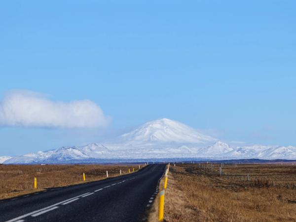 Mount Hekla in the distance