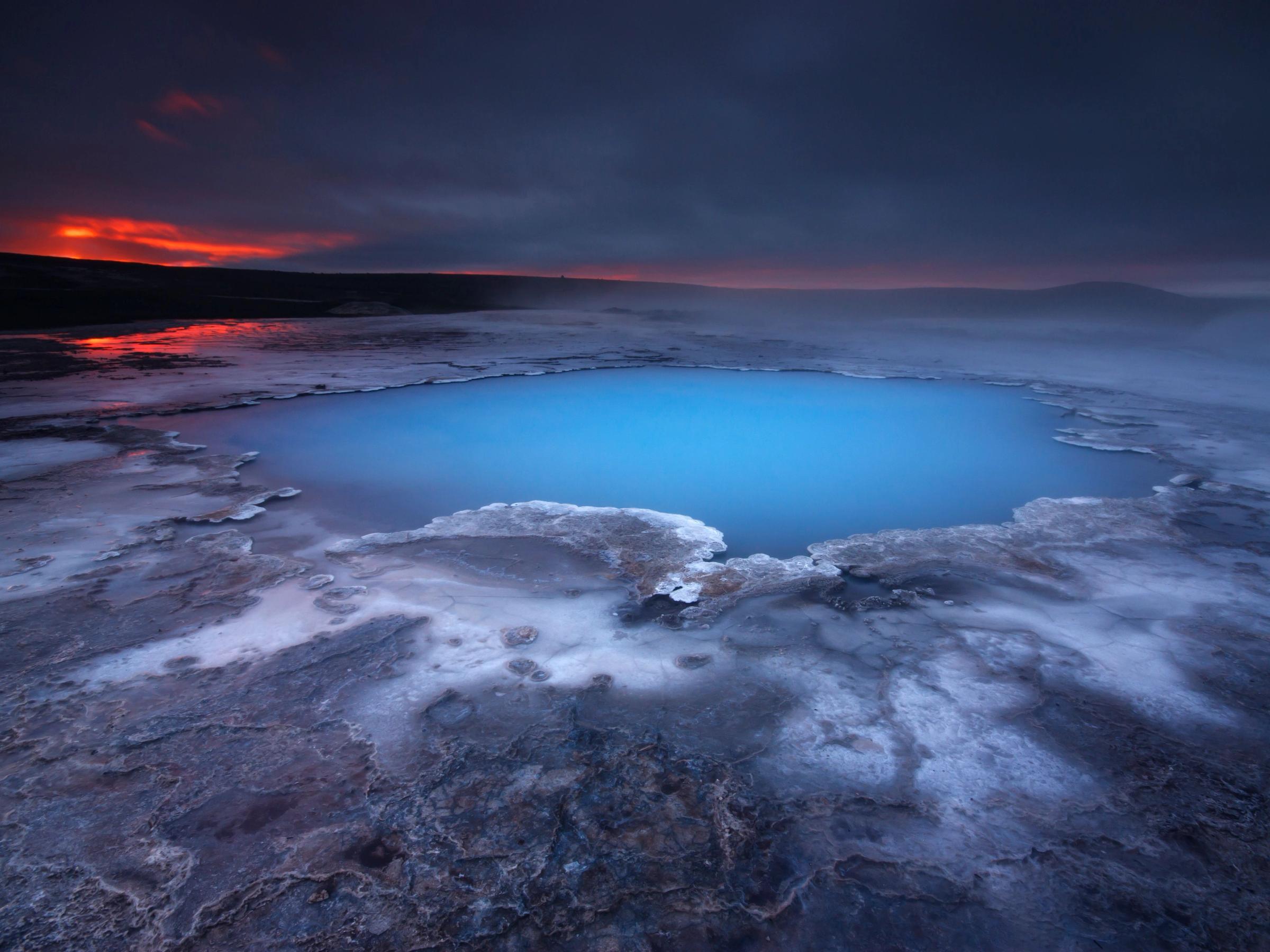 Hveravellir pond