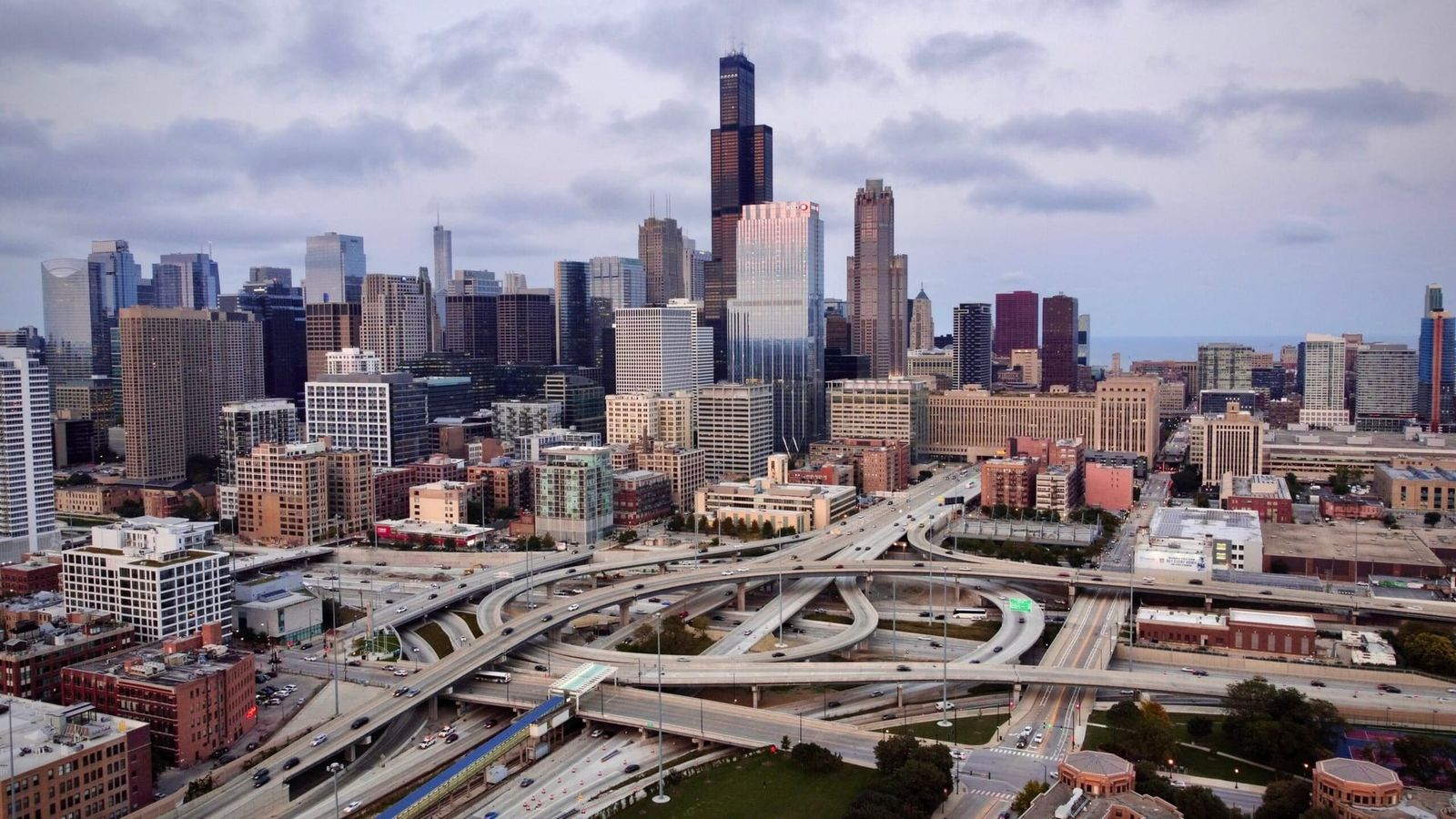 Jane-Byrne "Circle" Interchange (I-90/94 and I-290/Congress Parkway) — Chicago, IL