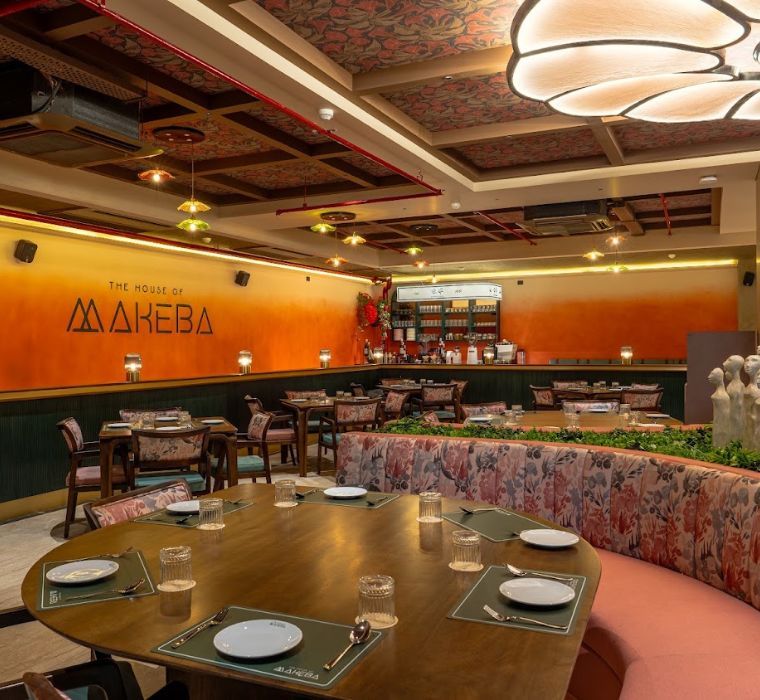 Premium Vegetarian Dining Experiences in Ahmedabad