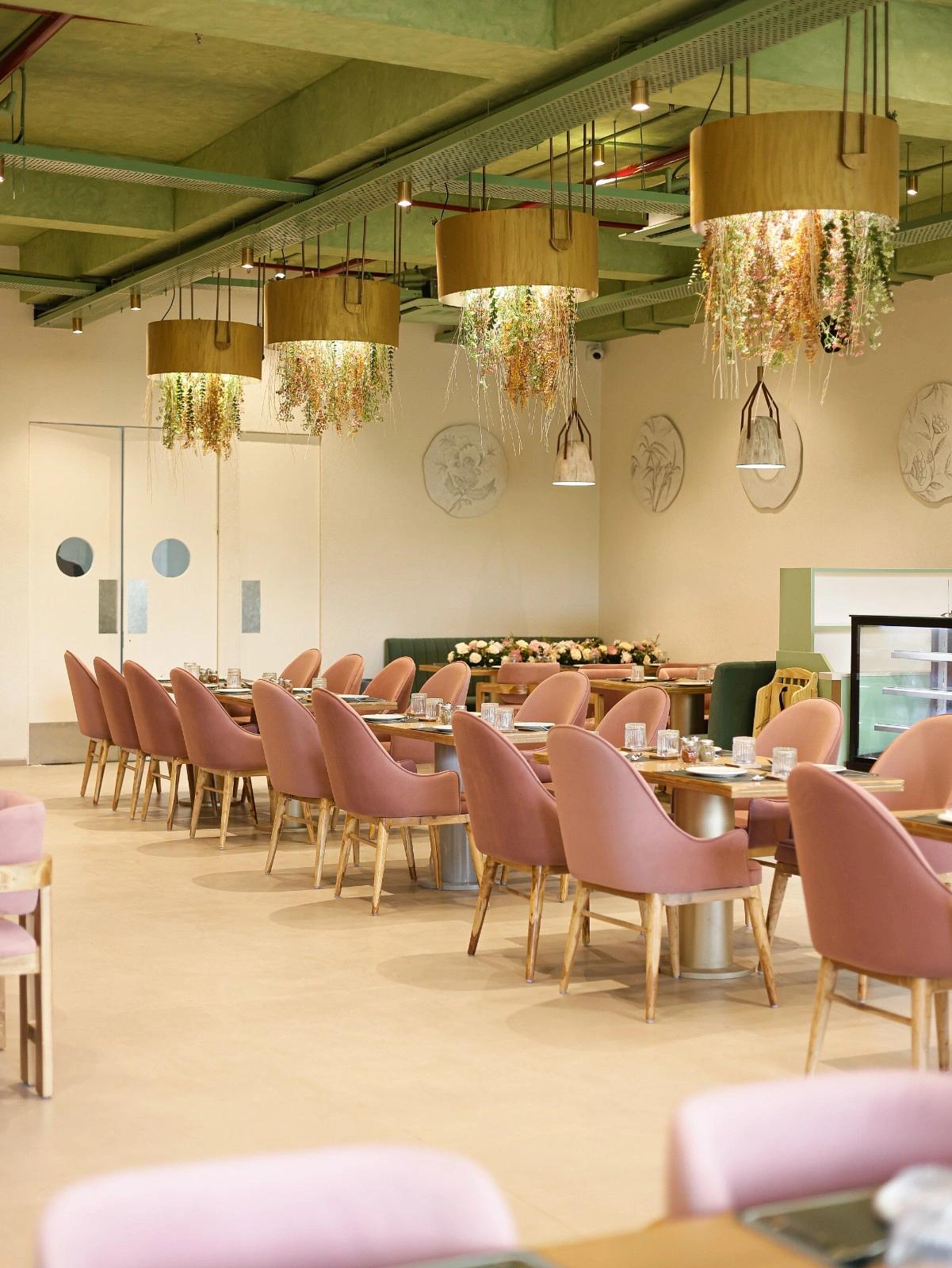 The House of Makeba Restaurant gandhinagar-slide3