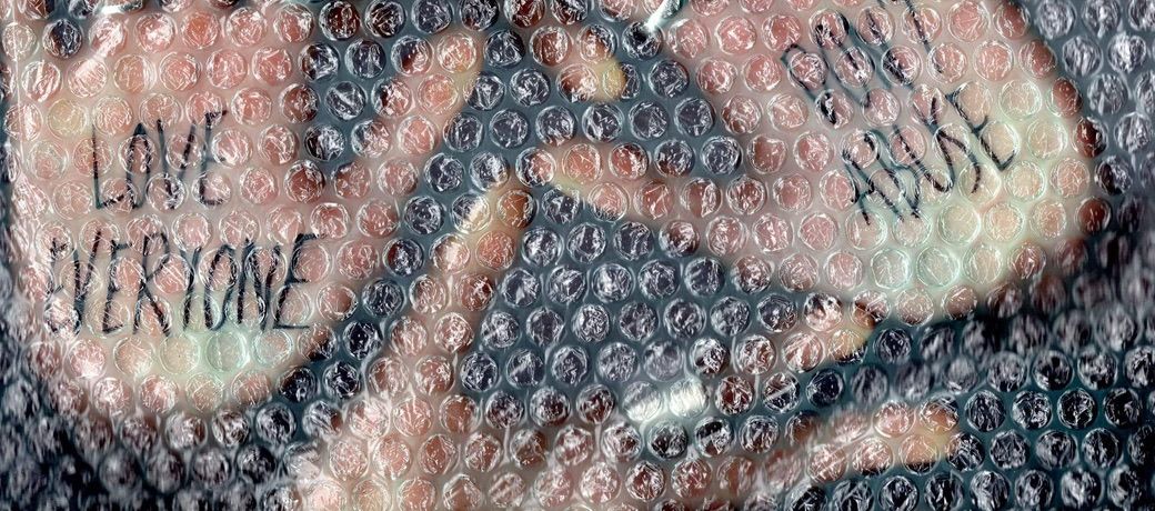 LEDA (Love everyone don't abuse)