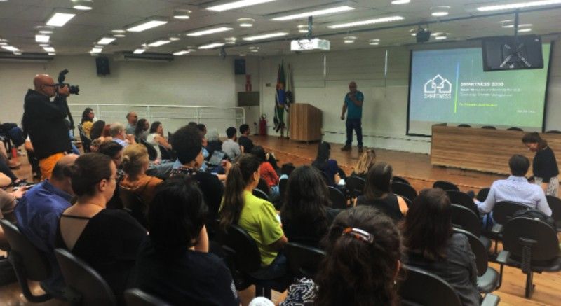Prof. Eduardo Sartori highlights SMARTNESS achievements at UNICAMP Postdoc Meeting