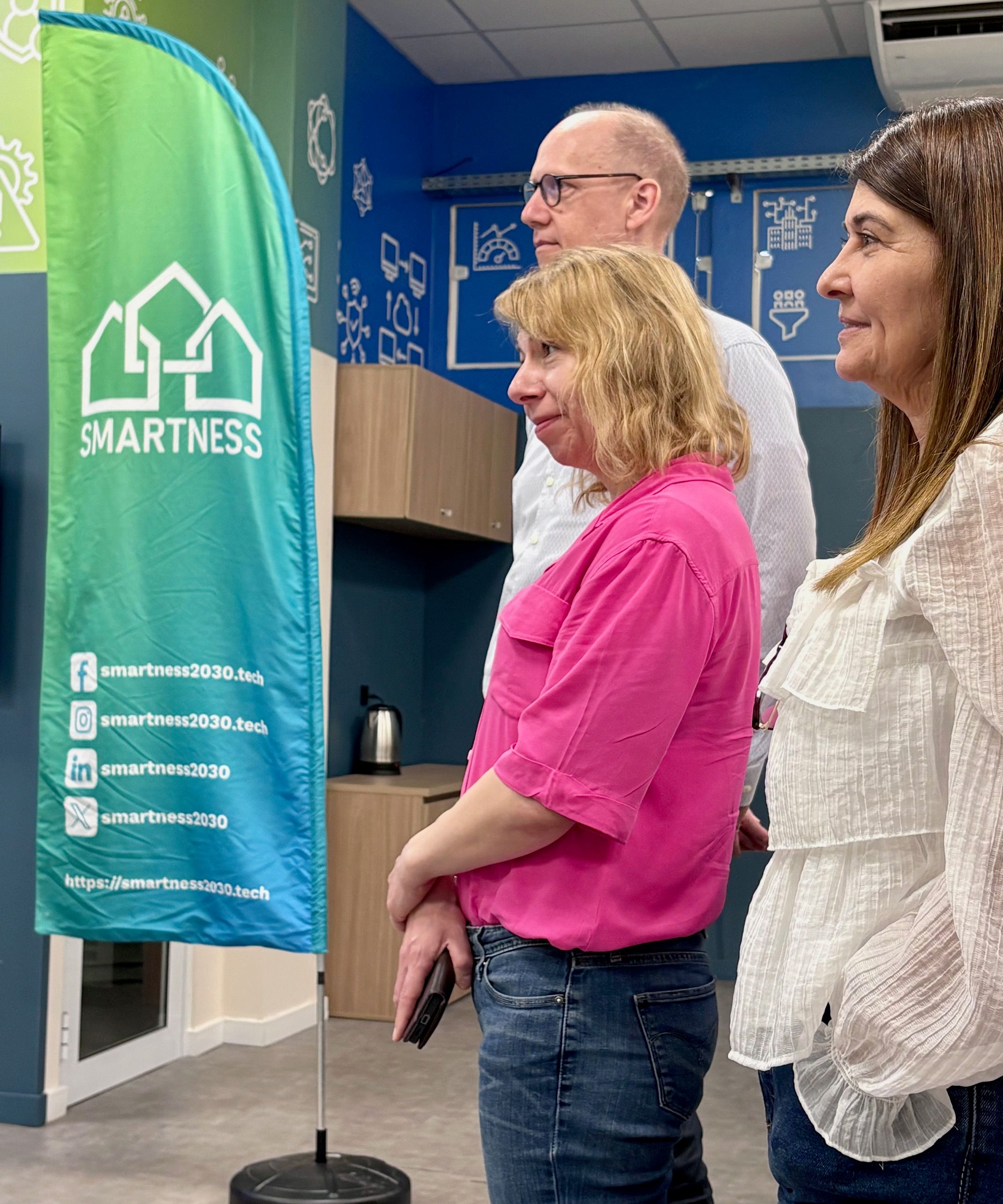 Ericsson Delegation from Sweden Visits SMARTNESS