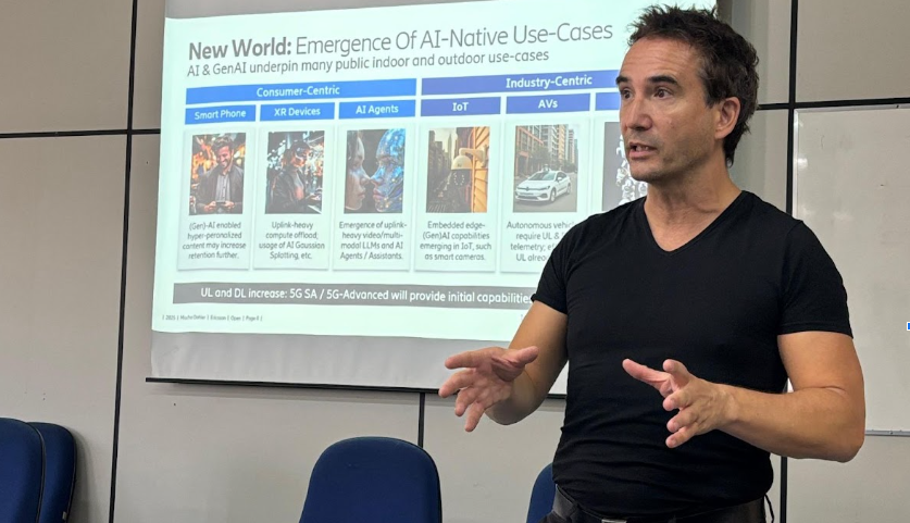 Distinguished Lecture by Mischa Dohler and visit to the SMARTNESS Studio 5G