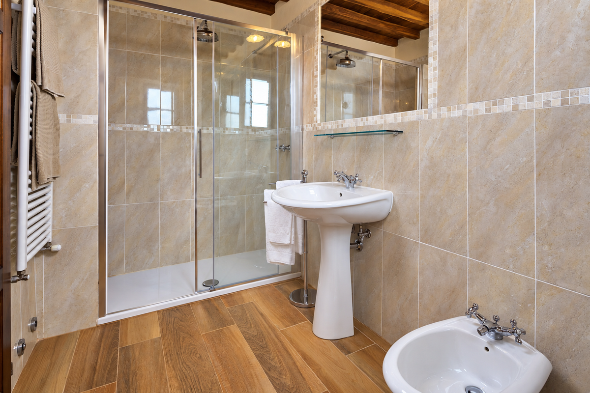Bathroom with exposed beams