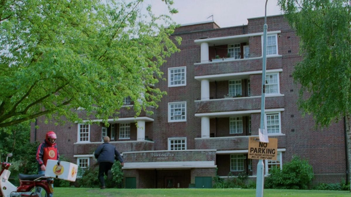 Liz's Apartment