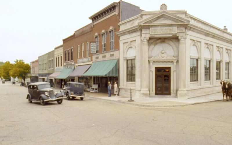 Small Town Mississippi Bank