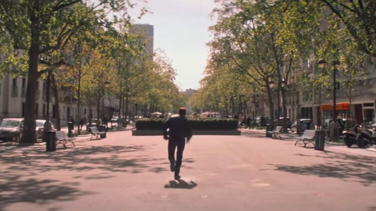 Paris Boulevard Median