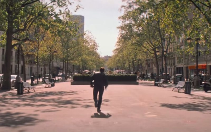 Paris Boulevard Median