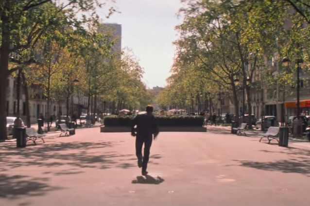 Paris Boulevard Median