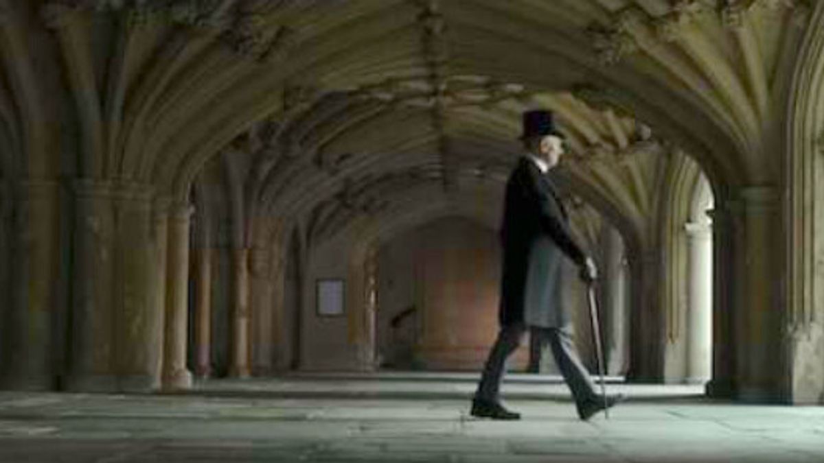 London Walkway