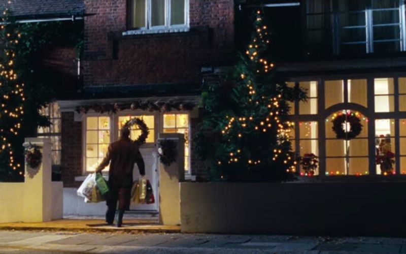 Jamie's Relatives' House