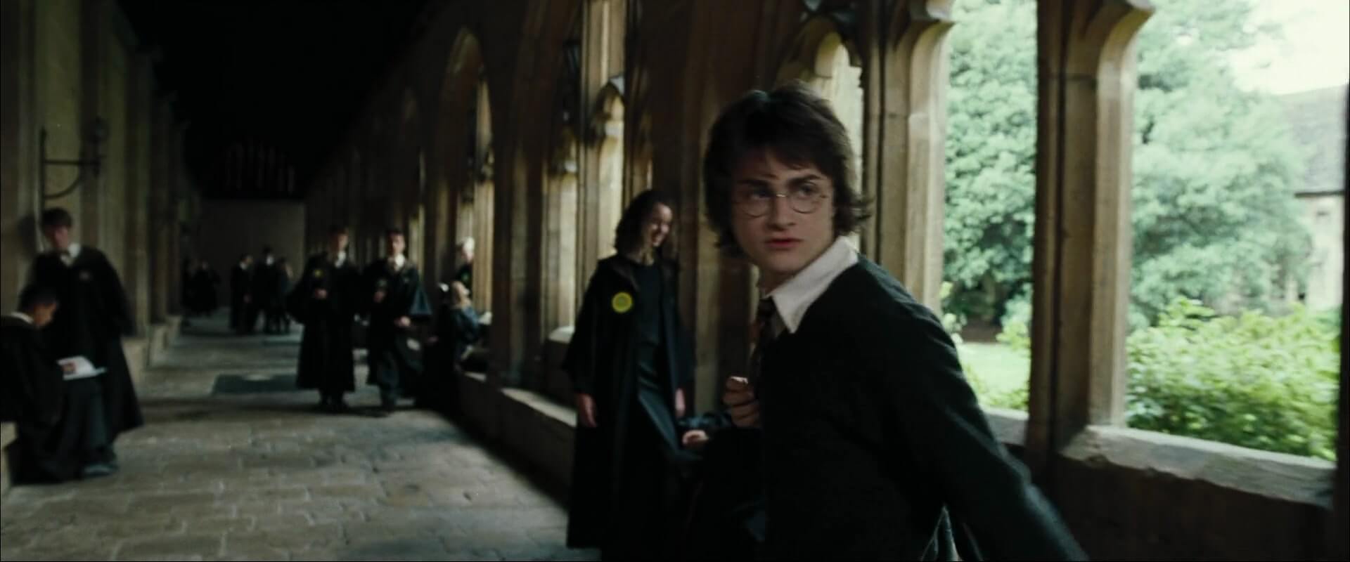 Hogwarts courtyard