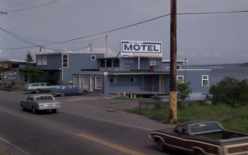 Motel near Officer Candidate School on the beach, Florida Panhandle