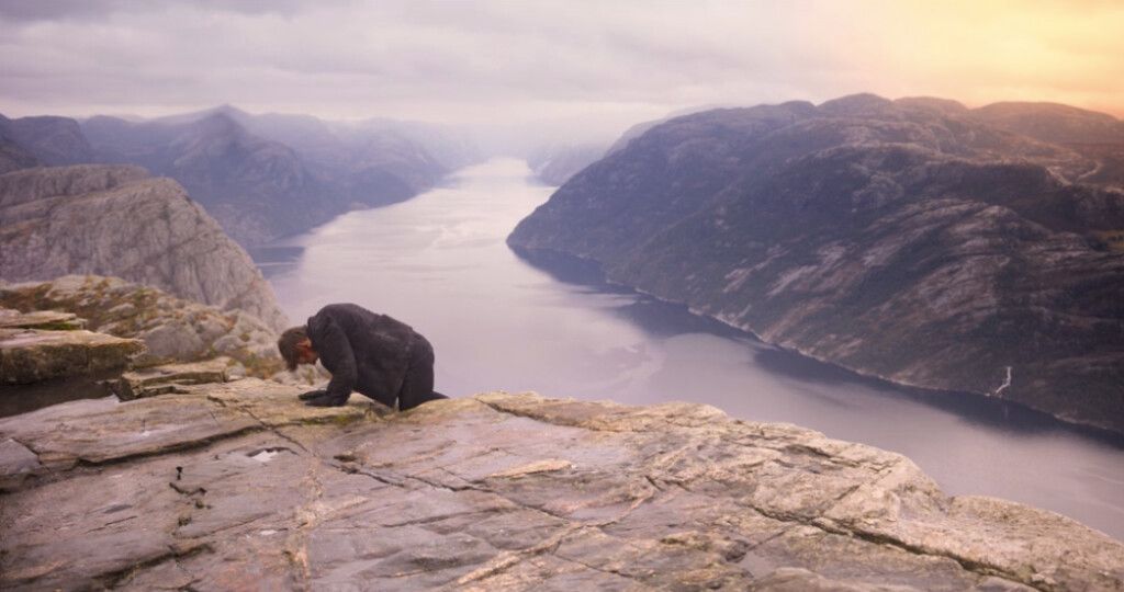 Kashmir Cliff