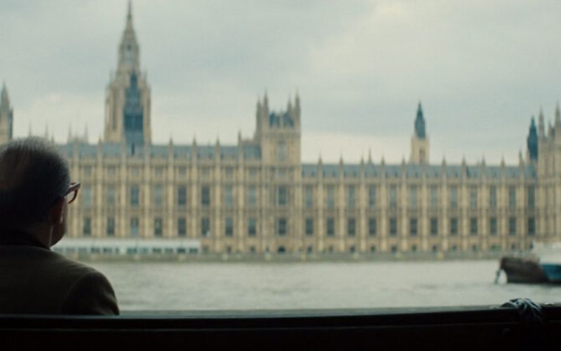 Along the River Thames