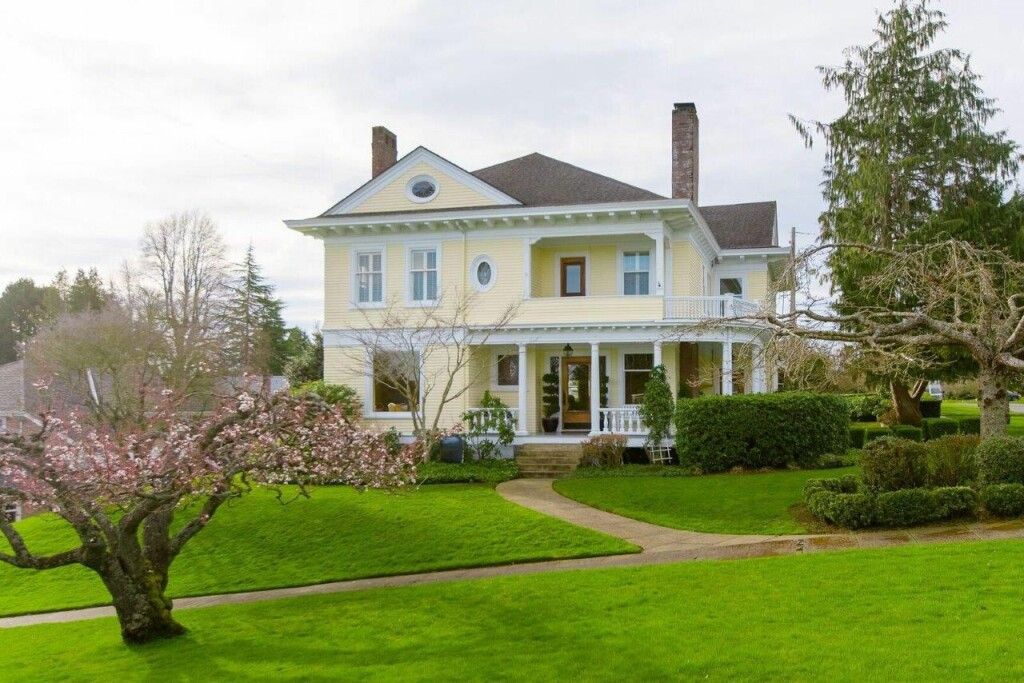 Stratford House
