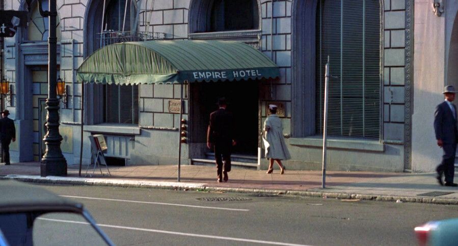 Empire Hotel