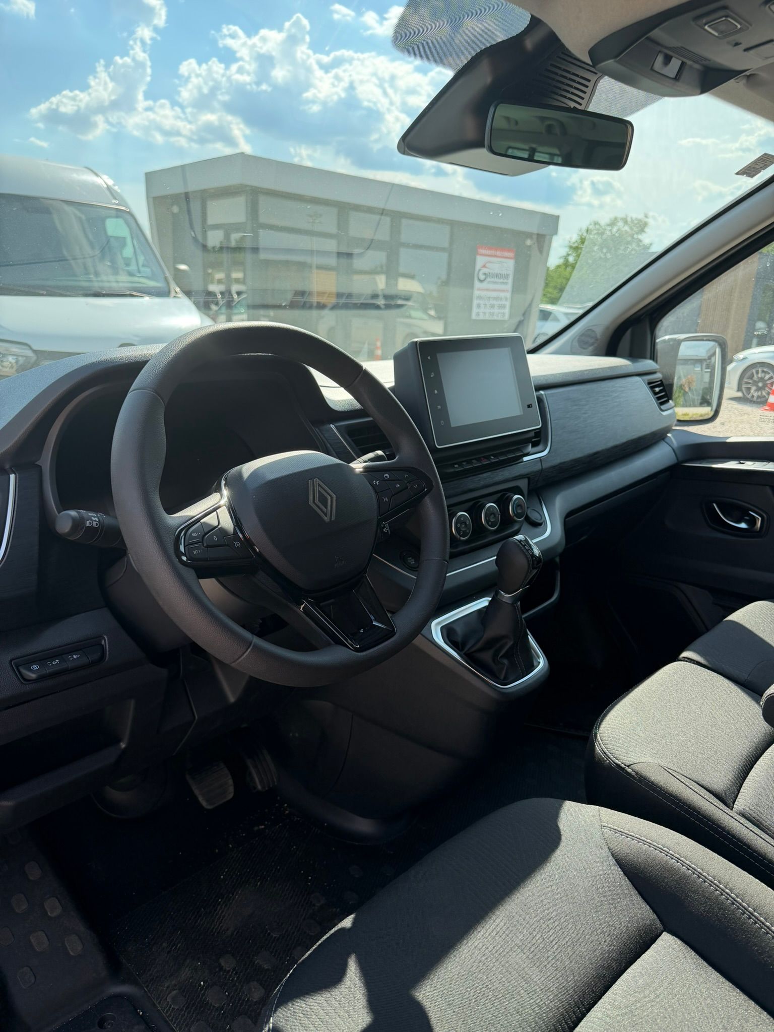 Renault Trafic – 4. kép
