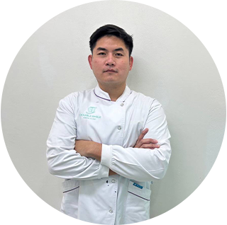 ทพ.ธนวัฒน์ แก้วเจียรนัย (หมอหวาย)