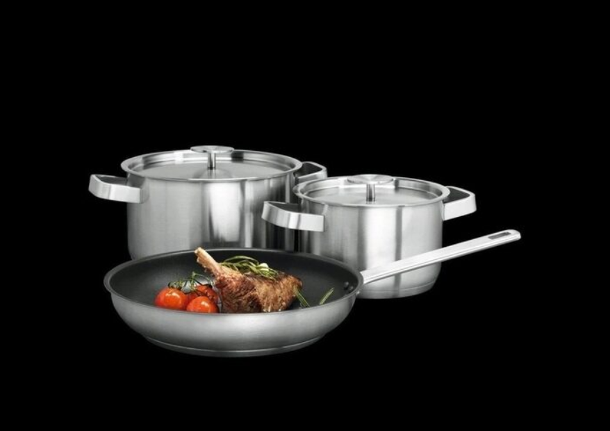 AEG cooking set