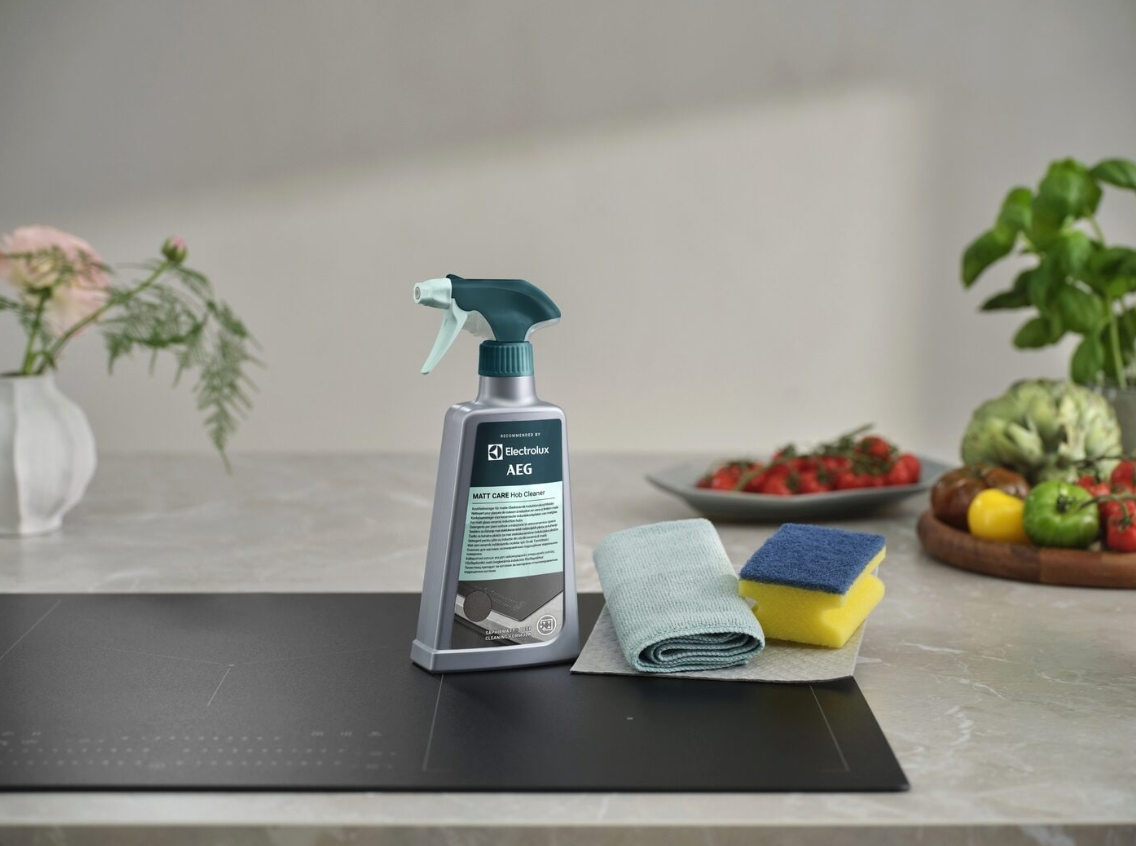 MATT CARE HOB CLEANER AND SUITABLE BLUE YELLOW SPONGE