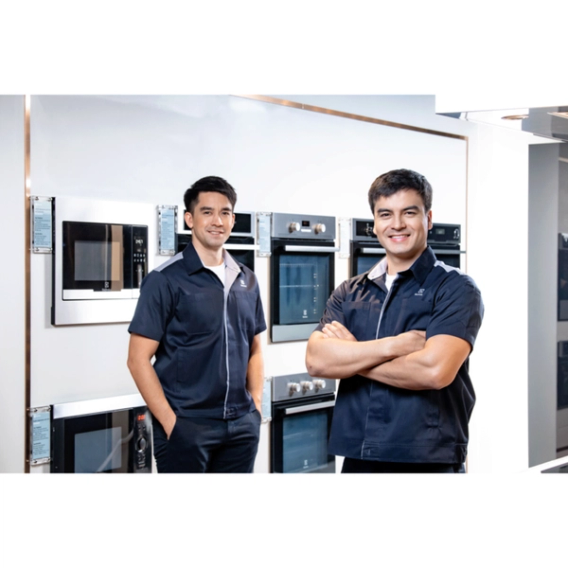Electrolux service technicians