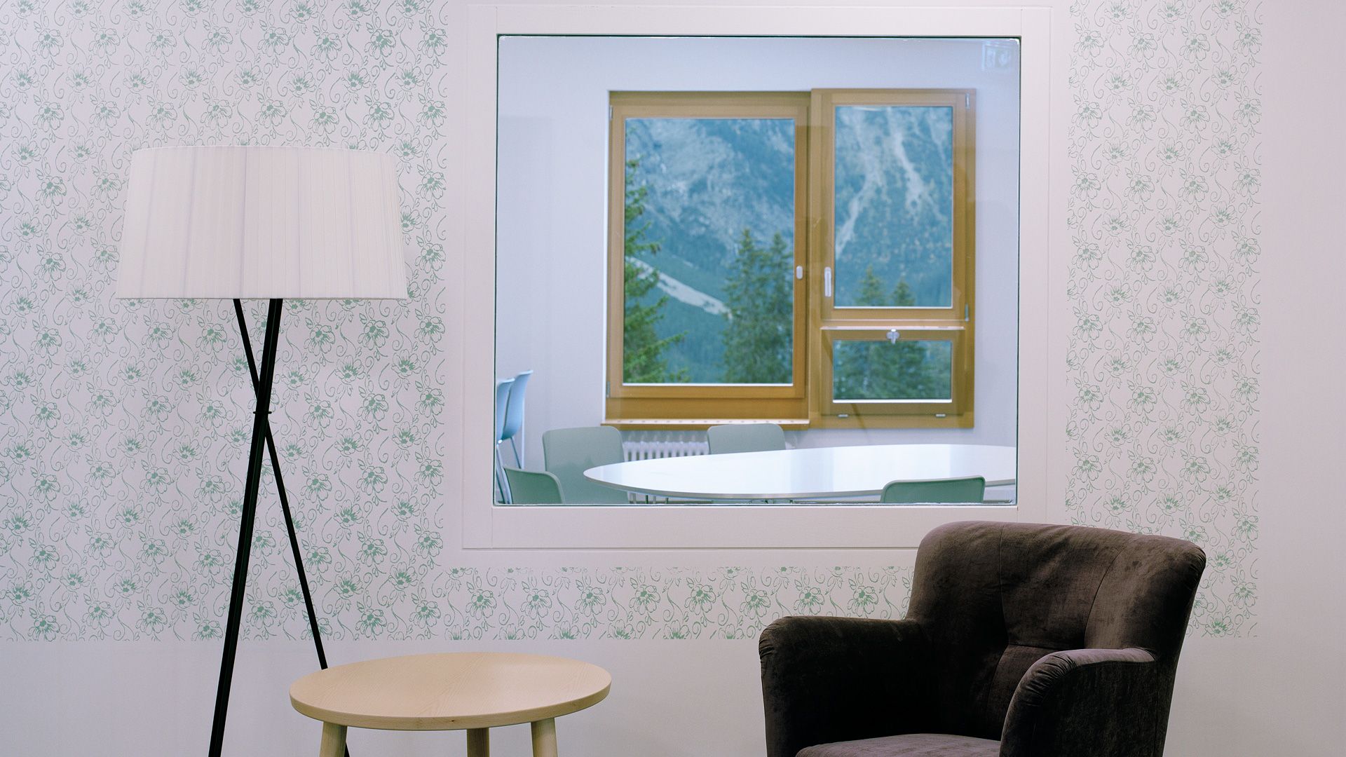 Meaningful Description