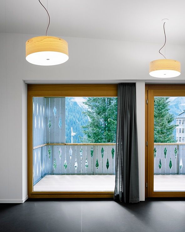 Meaningful Description