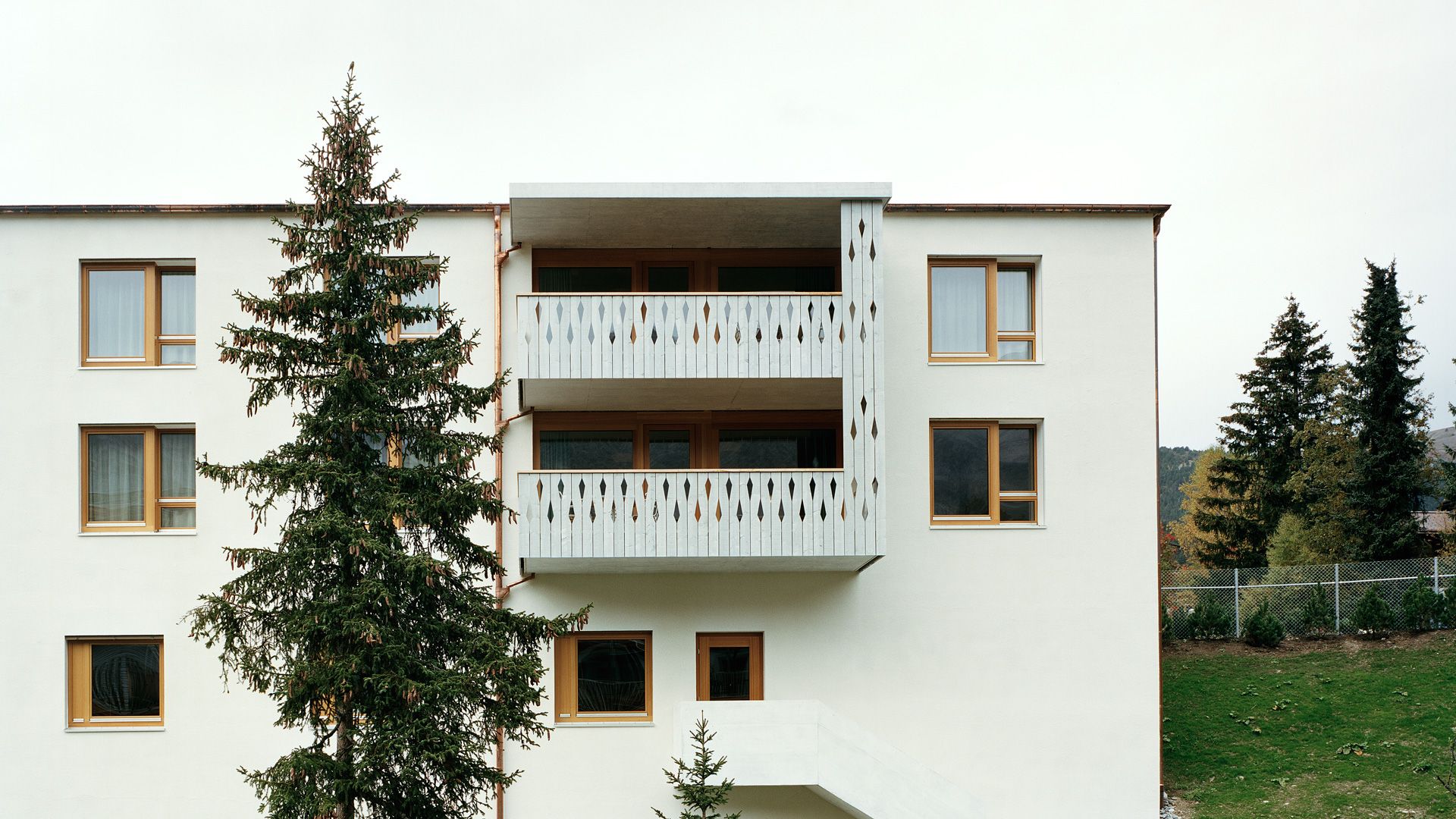 Meaningful Description