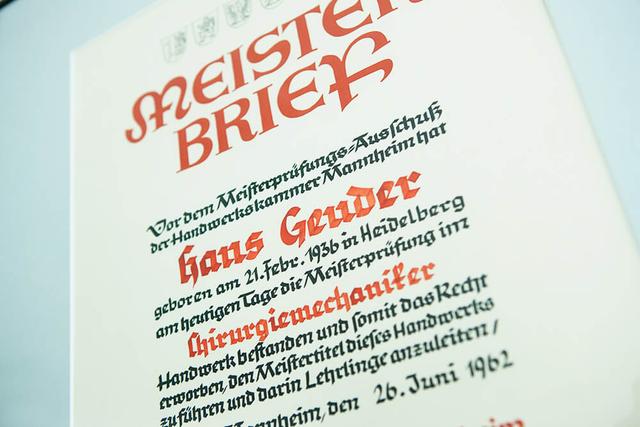 *Hans Geuder* junior receives his *master craftsman certificate*.