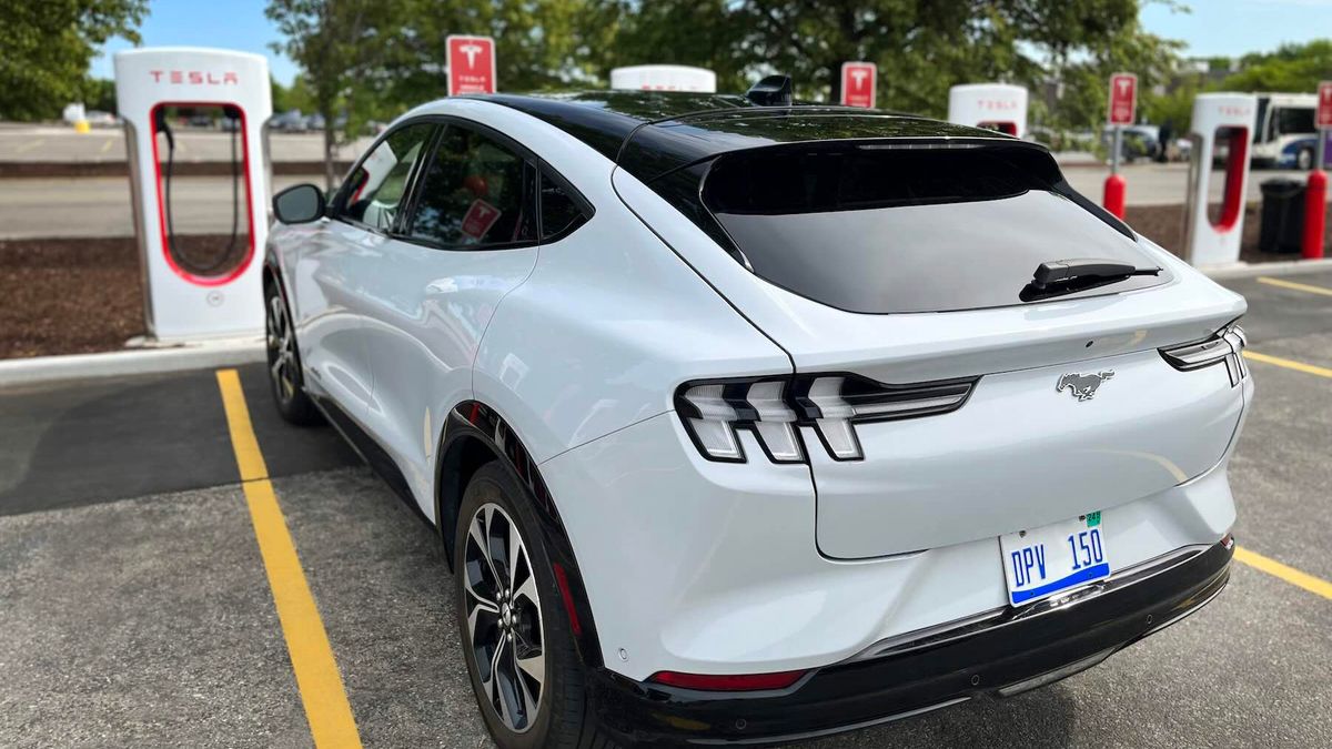 How the Adoption of Tesla’s NACS Charging Network is Changing the EV Market