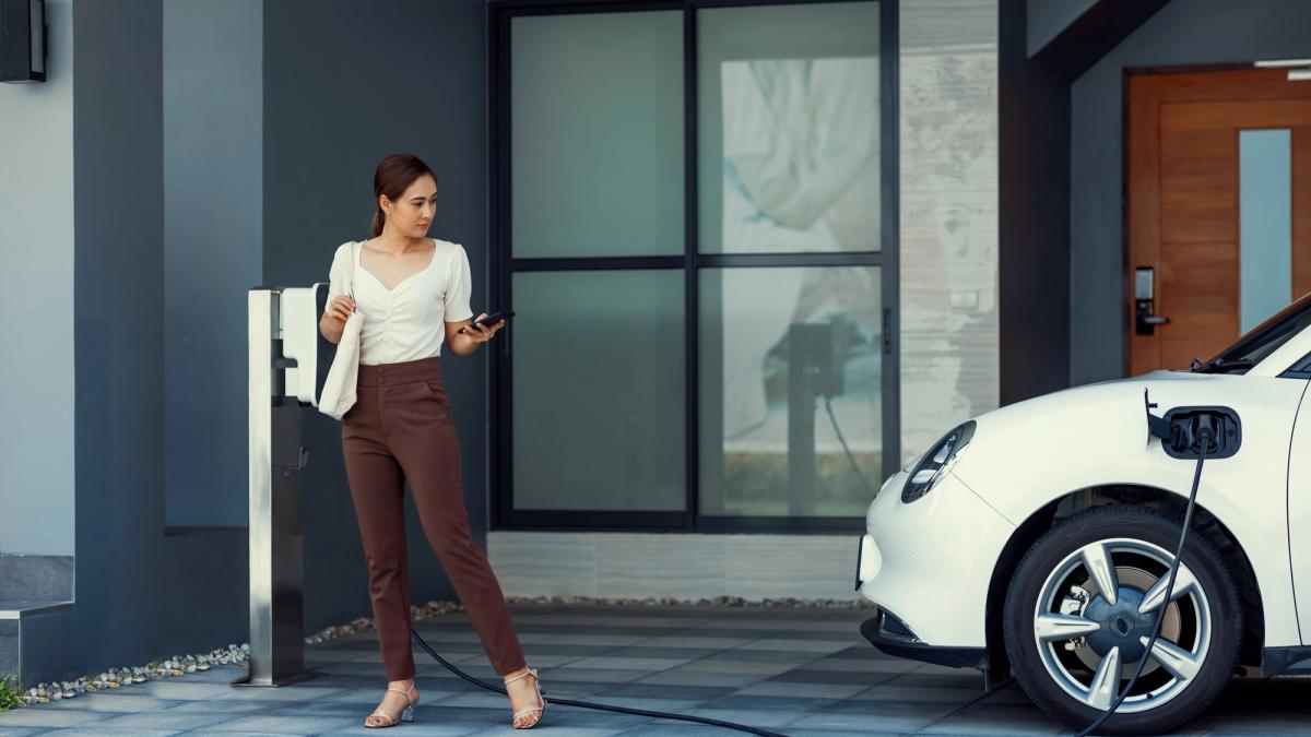 EV Charging Incentives Guide