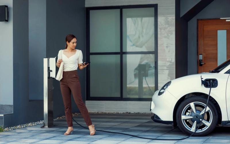 EV Charging Incentives Guide