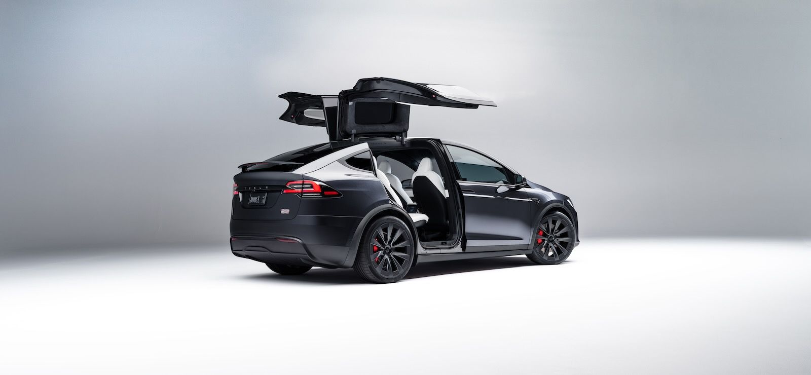 Tesla x store lease deals