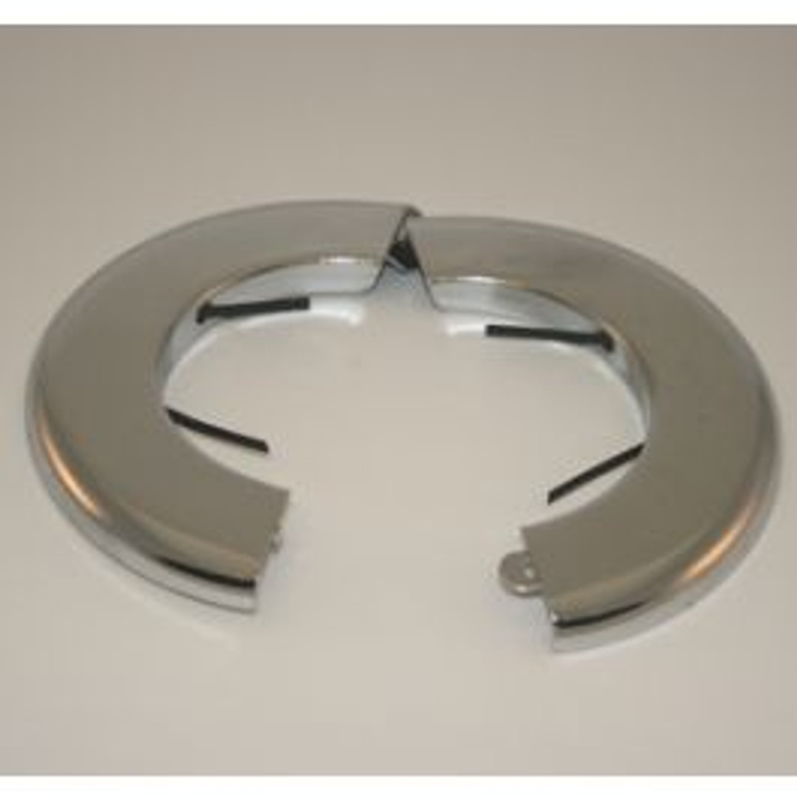 Chapeton paso de muro 4" IPS   de acero  cromado