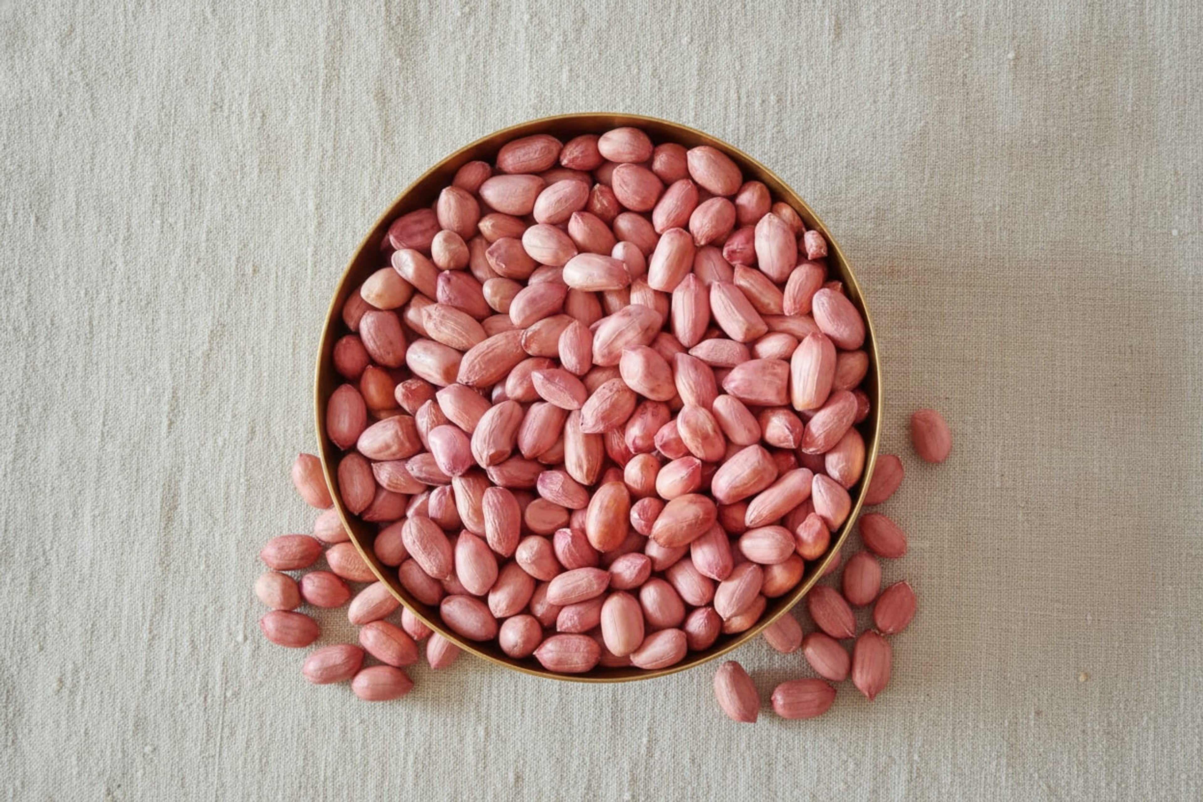 Raw Peanuts (Shelled Singdana) – From above